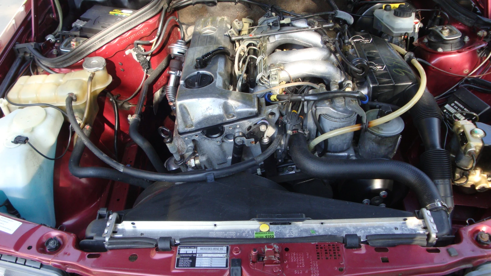 Mercedes-Benz 190, снимка 4 - Автомобили и джипове - 53739855