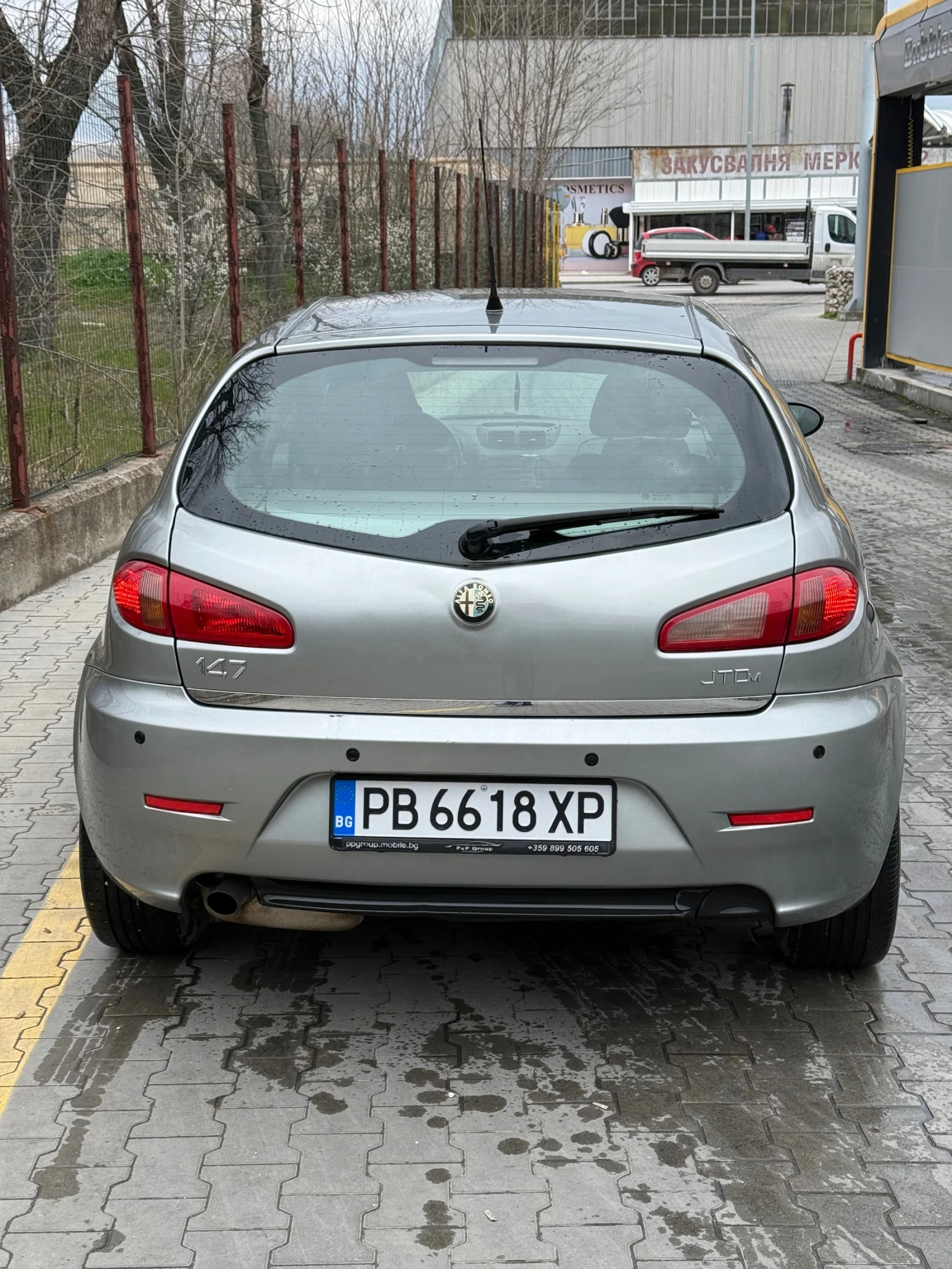 Alfa Romeo 147 1.9 JTD , снимка 8 - Автомобили и джипове - 53918859