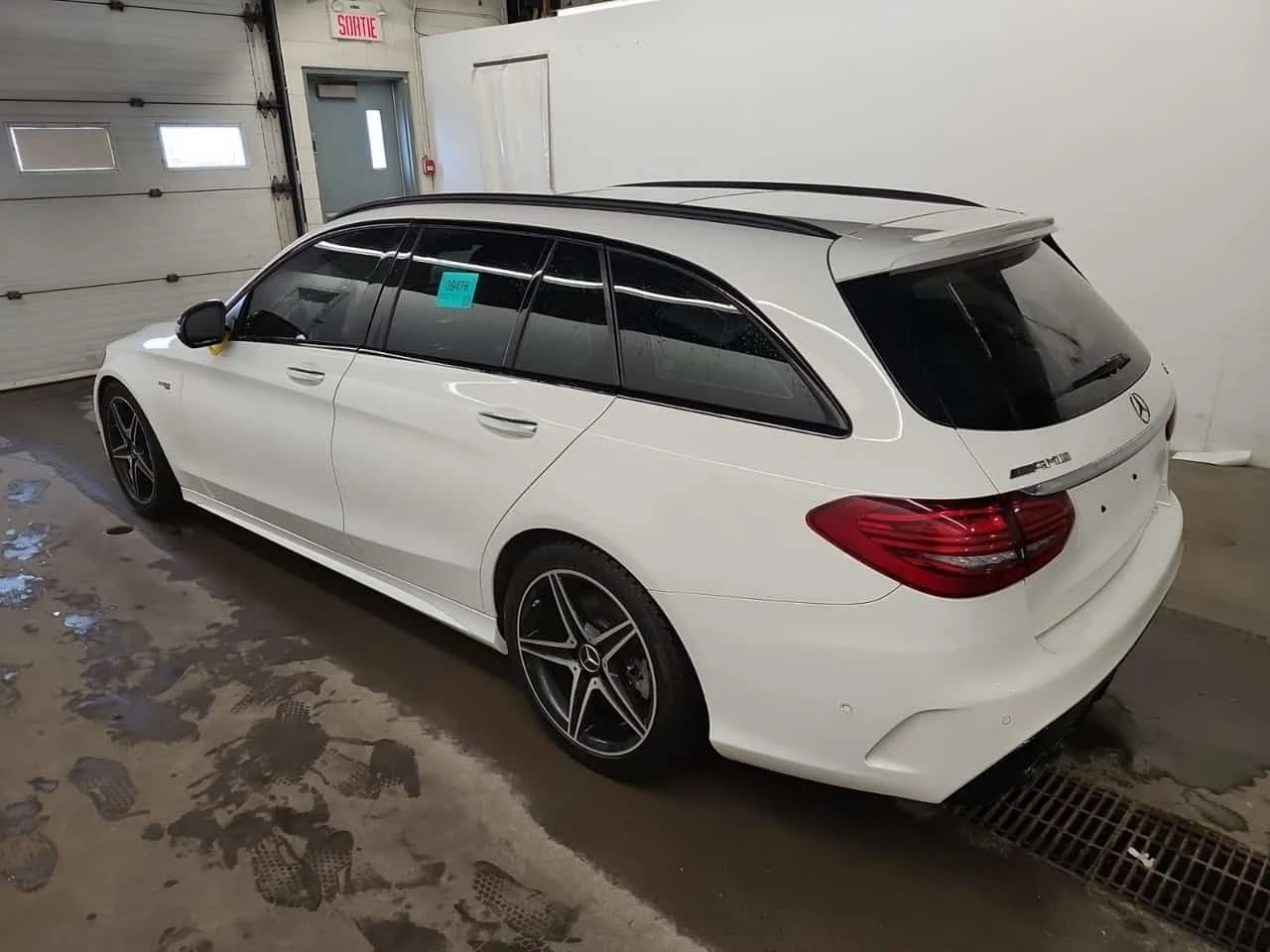 Mercedes-Benz C 43 AMG CARFAX, снимка 4 - Автомобили и джипове - 53946252