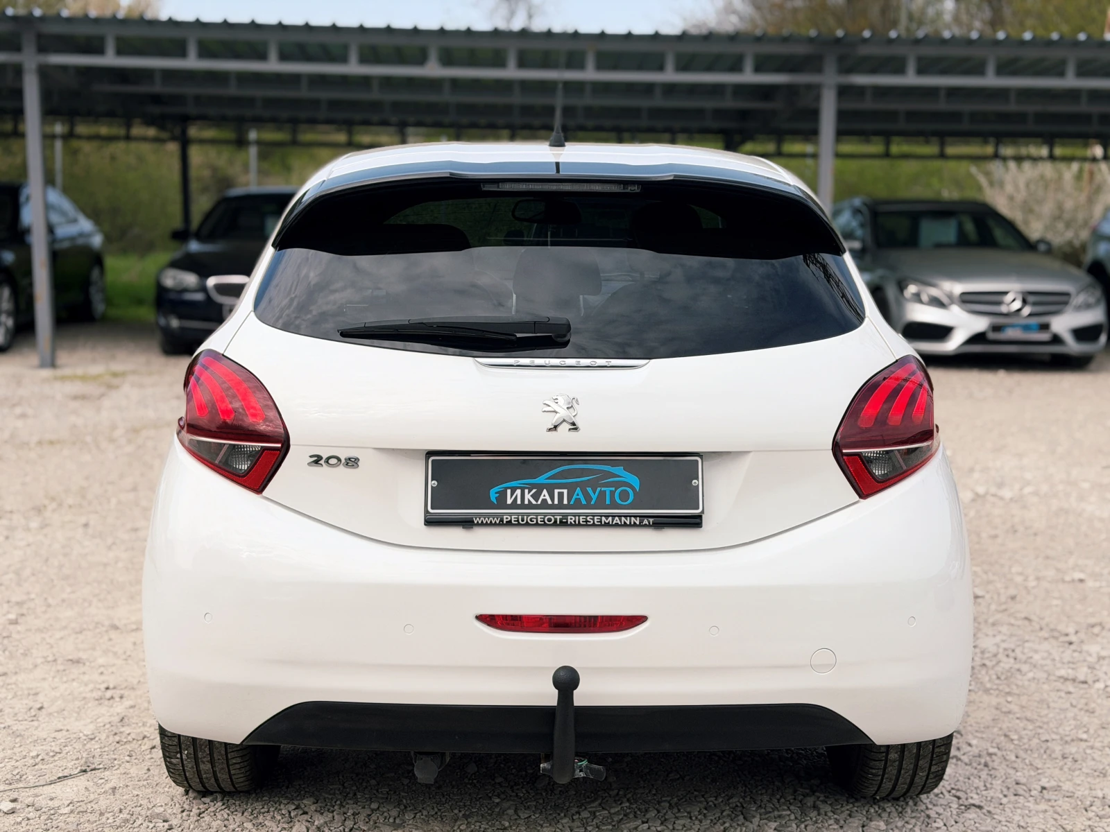 Peugeot 208 1.5HDi EURO6D, снимка 4 - Автомобили и джипове - 54206695