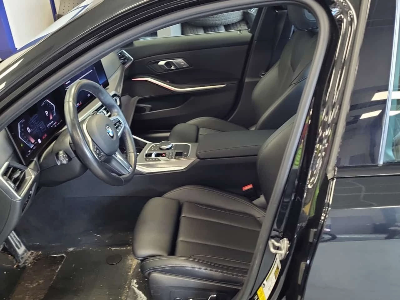 BMW 330 M-Sport xDrive * CARFAX * ��� ��������� * �� BMW * | Mobile.bg � ����������� 9