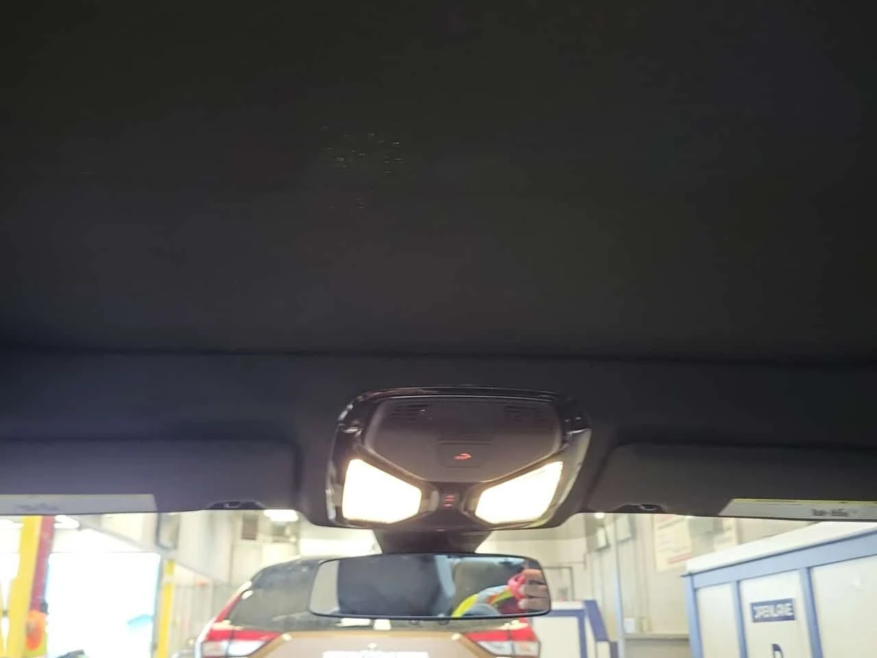 BMW 330 M-Sport xDrive * CARFAX * ��� ��������� * �� BMW * | Mobile.bg � ����������� 12