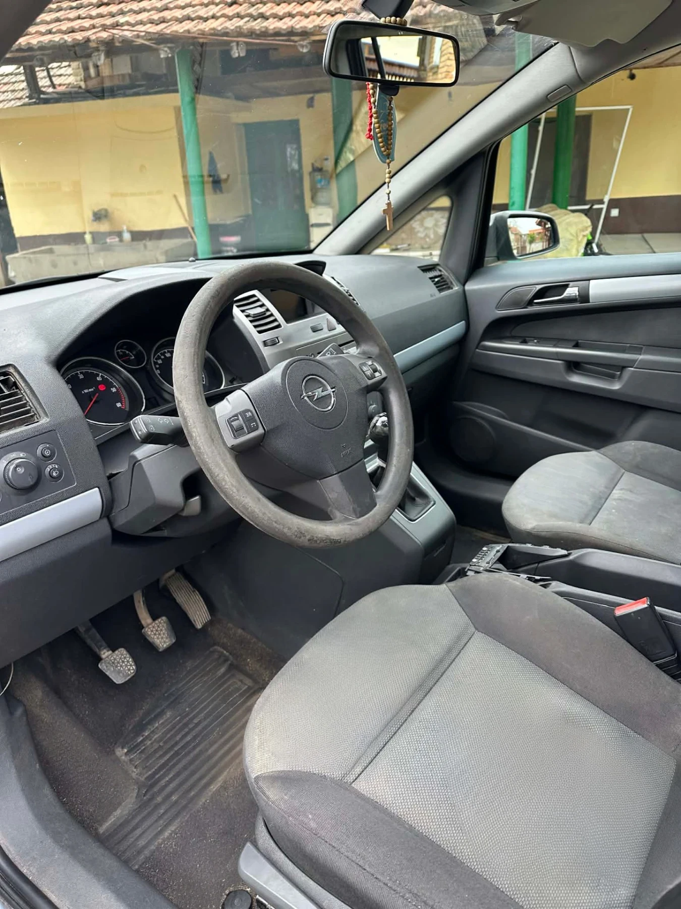 Opel Zafira, снимка 6 - Автомобили и джипове - 54494986