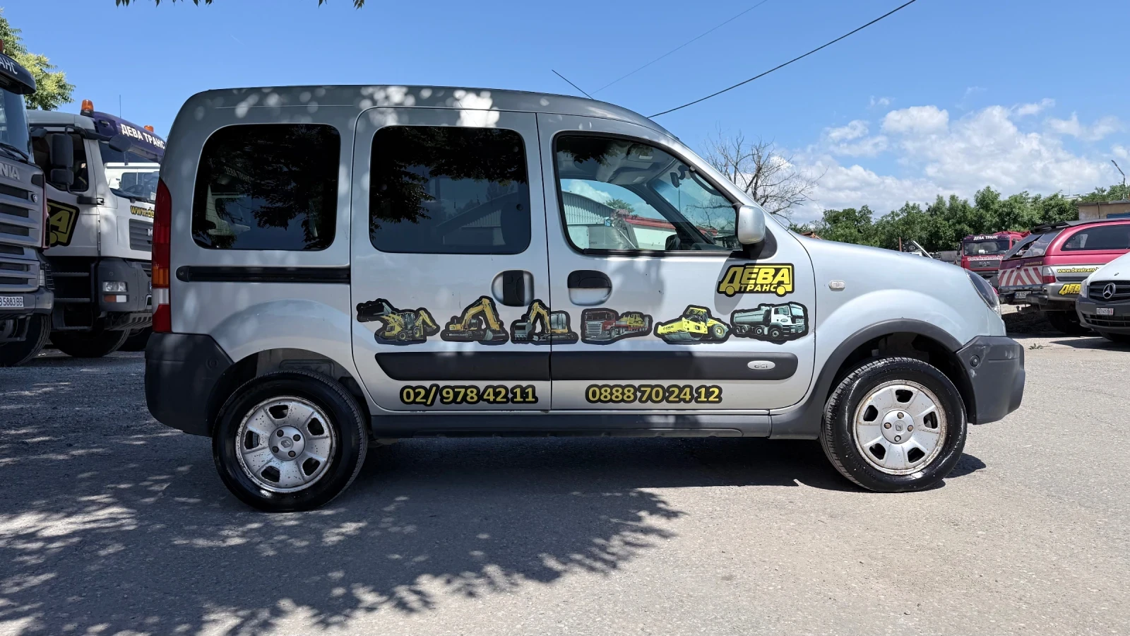 Renault Kangoo 1.9 DCI 4x4, снимка 3 - Автомобили и джипове - 54902911