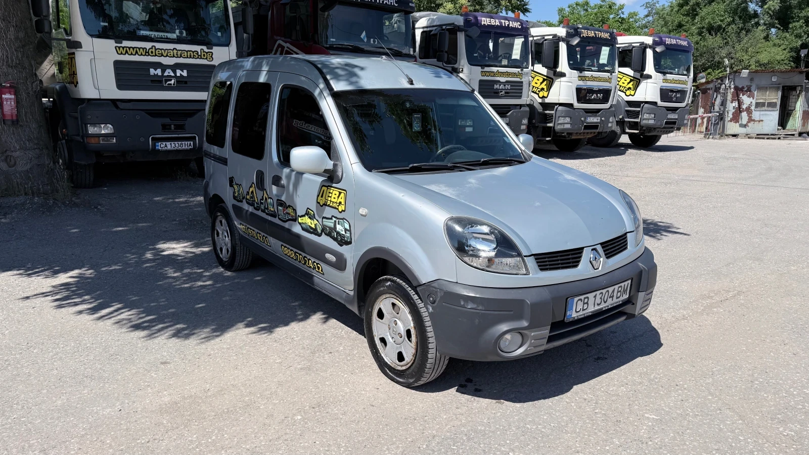 Renault Kangoo 1.9 DCI 4x4, снимка 2 - Автомобили и джипове - 54902911