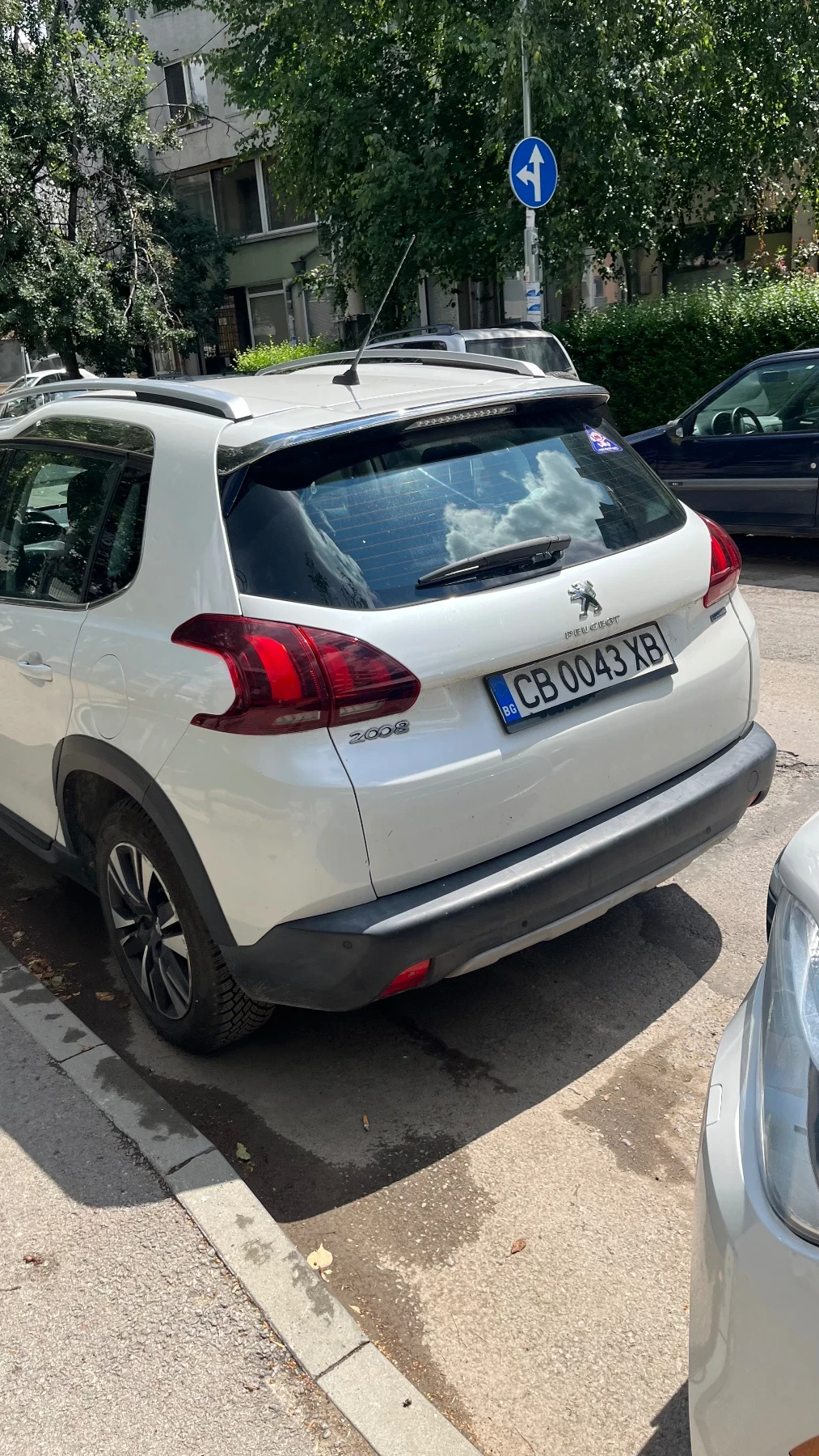 Peugeot 2008 Allure реални 77000км, снимка 3 - Автомобили и джипове - 55600785