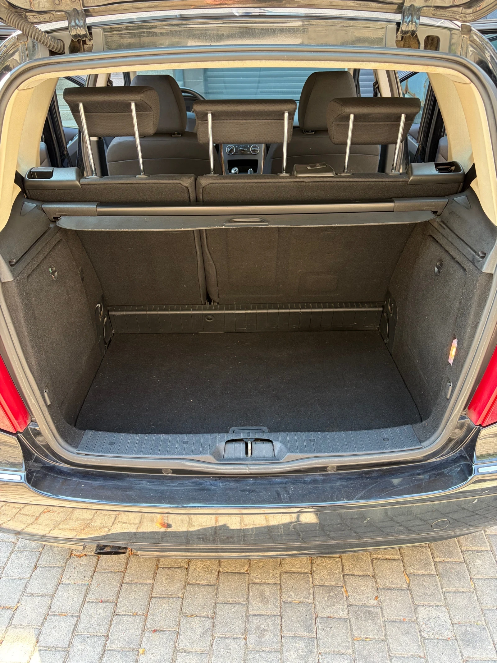 Mercedes-Benz A 180 CDI, снимка 17 - Автомобили и джипове - 55773945