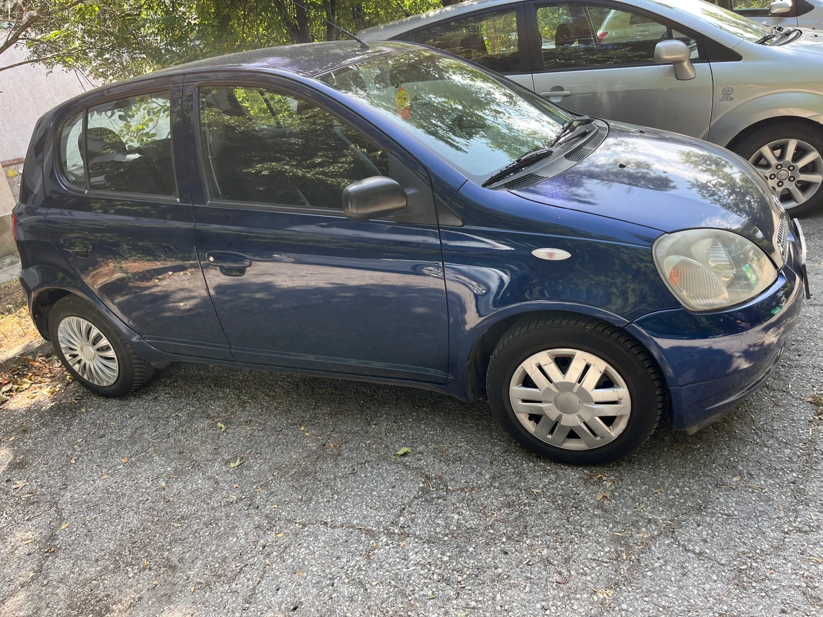 Toyota Yaris 1.0, снимка 2 - Автомобили и джипове - 55943962