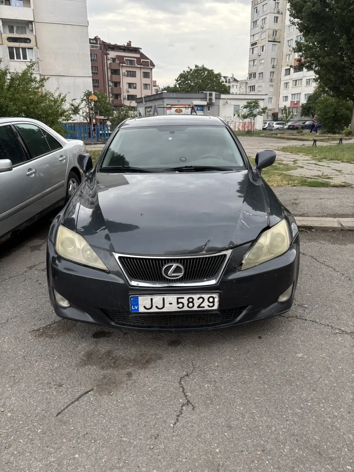 Lexus IS 220d