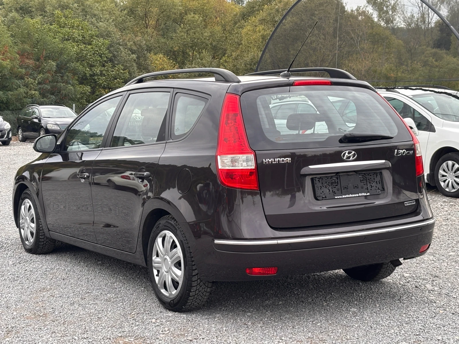 Hyundai I30 CW 1.6 CRDI, снимка 4 - Автомобили и джипове - 56257332