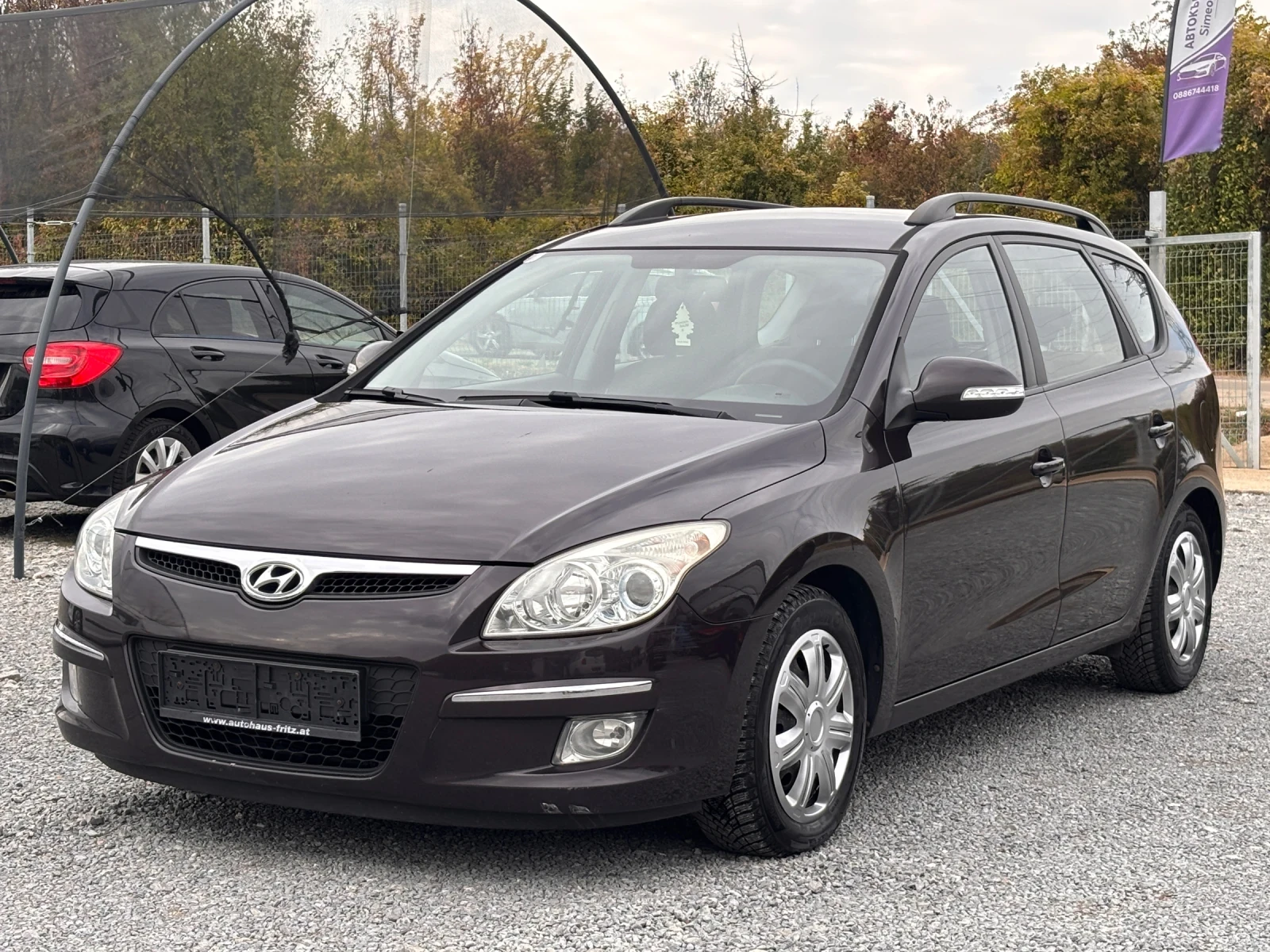 Hyundai I30 CW 1.6 CRDI, снимка 2 - Автомобили и джипове - 56257332