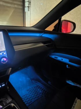 Lexus RX 500h F Sport - 57300 € / 112069.06 лв. - 11336027 13