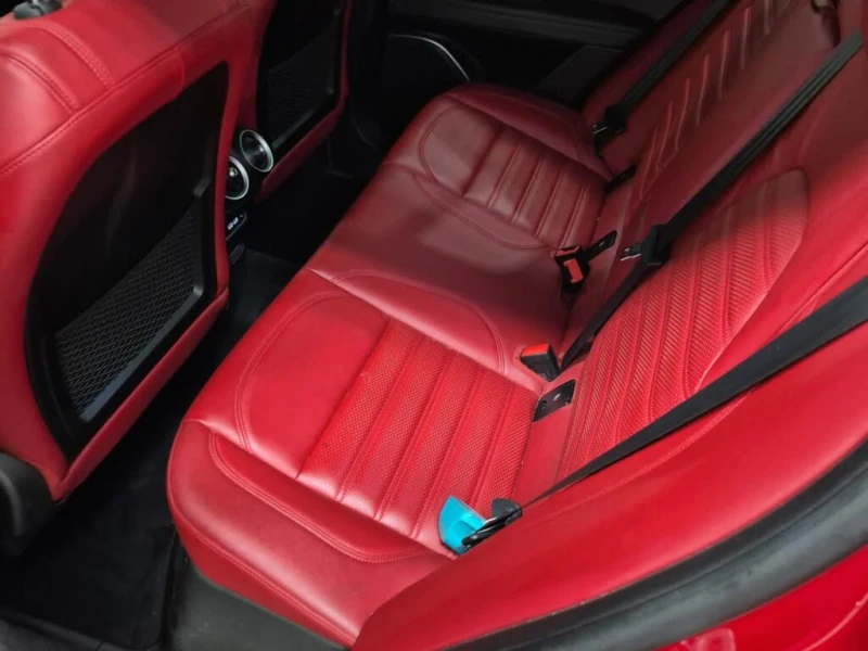 Alfa Romeo Stelvio Veloce* 4х4* МЪРТВА ТОЧКА* КАМЕРА* ПАНОРАМА, снимка 11 - Автомобили и джипове - 53337245