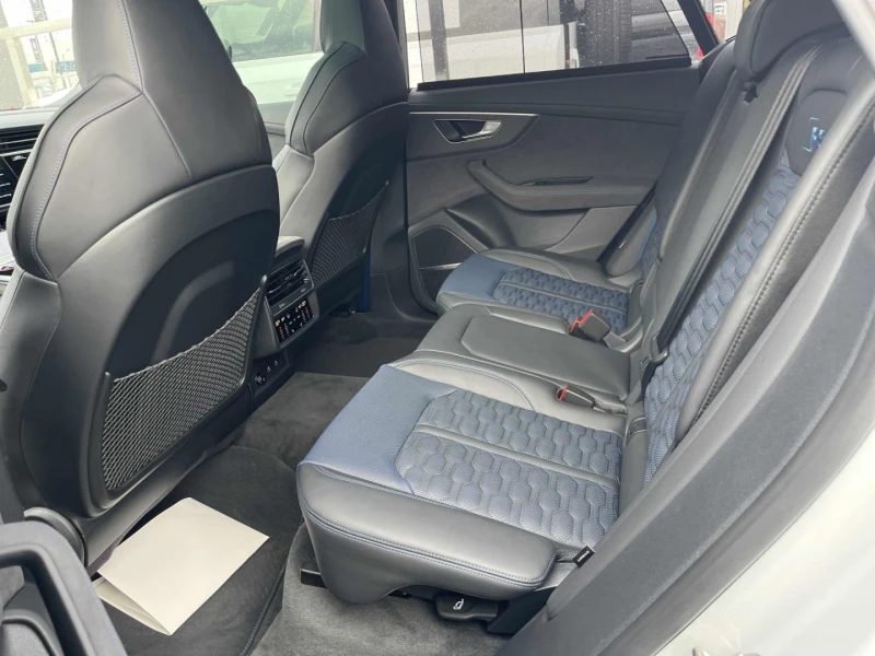 Audi RSQ8 RS, снимка 9 - Автомобили и джипове - 53447382