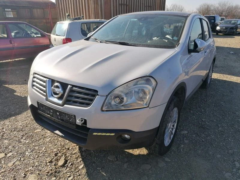 Nissan Qashqai 2.0 DCI, снимка 5 - Автомобили и джипове - 47139102