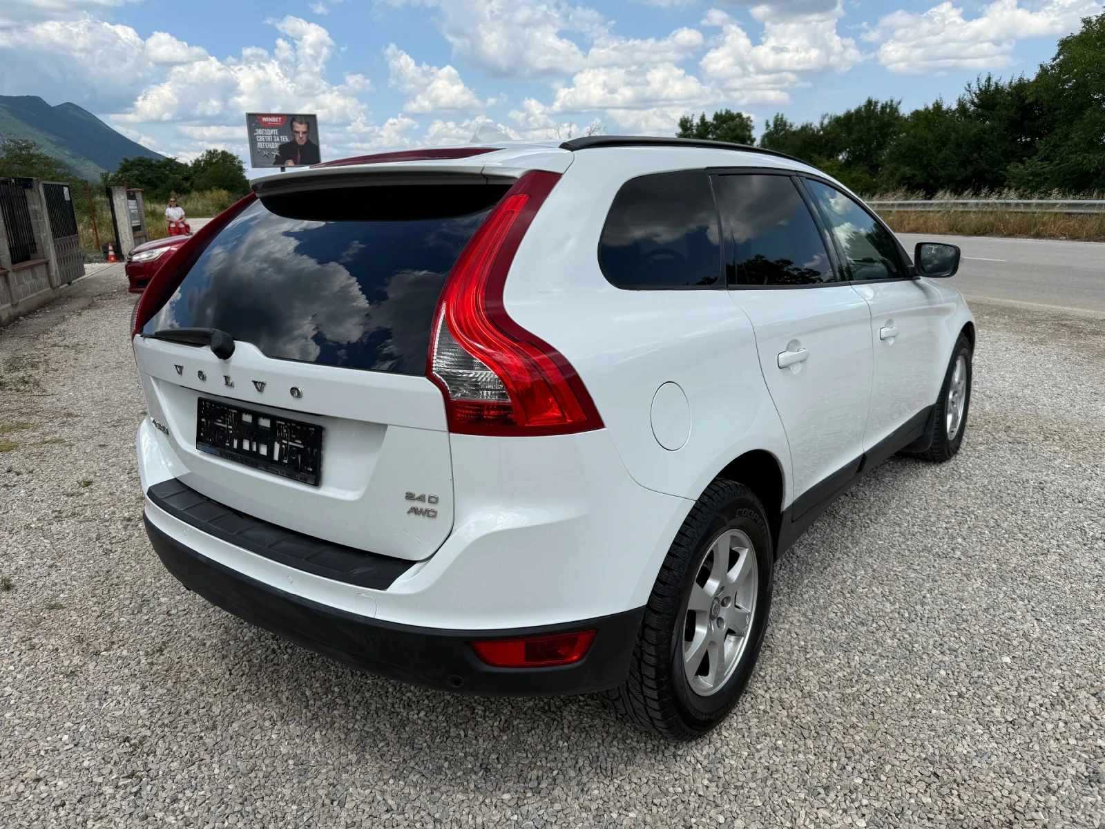 Volvo XC60 2.4D 163 к.с. 4x4 - изображение 5