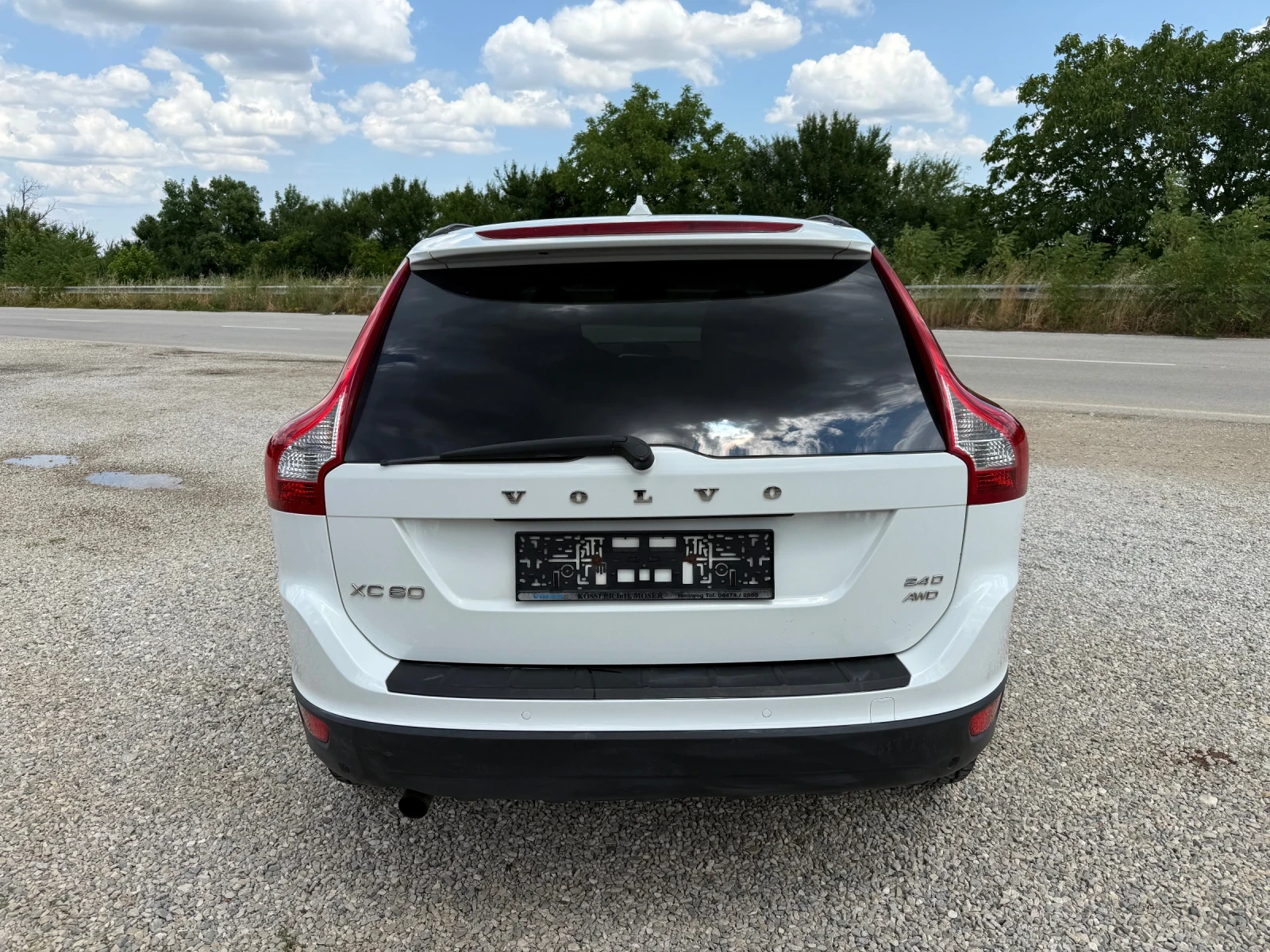 Volvo XC60 2.4D 163 к.с. 4x4 - изображение 7