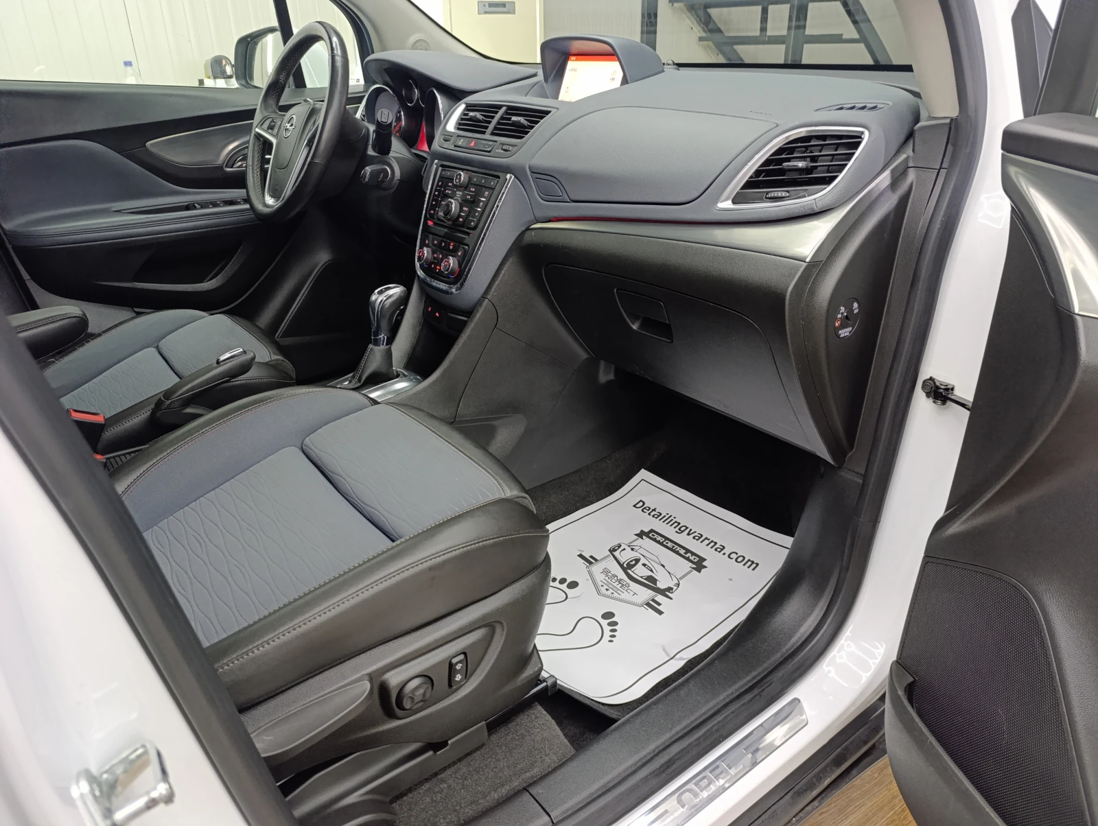 Opel Mokka 1.4Т Авттоматик - изображение 8