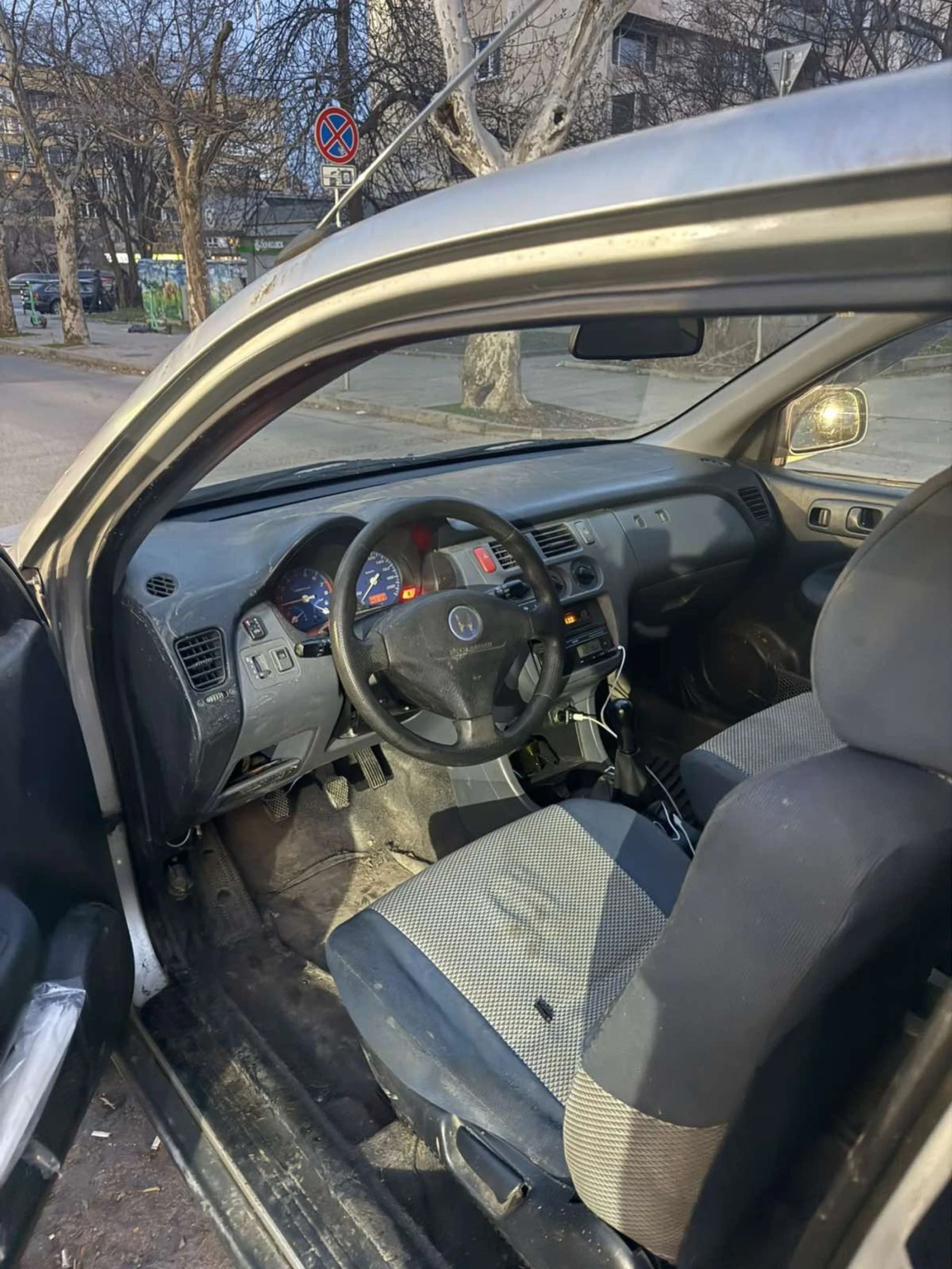 Honda Hr-v, снимка 11 - Автомобили и джипове - 53583912