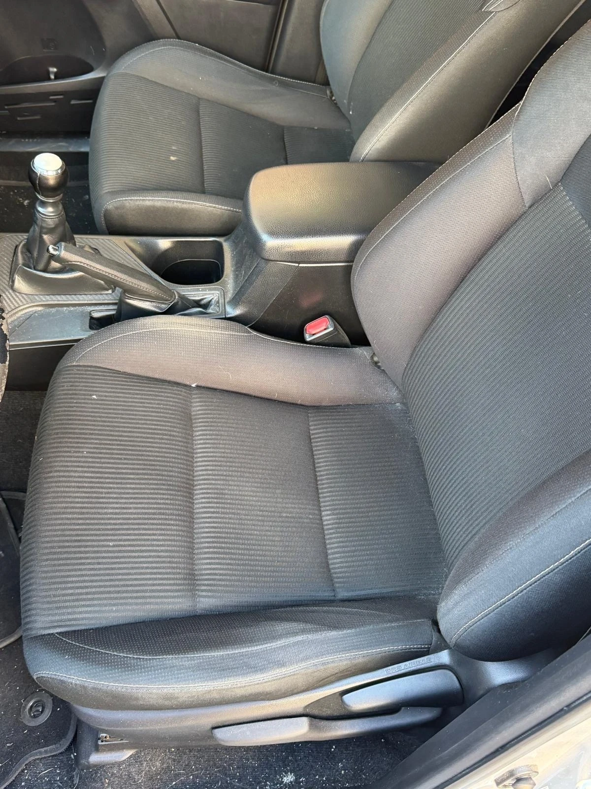 Toyota Rav4 LED* NAVI* КАМЕРА* ЕЛ БАГАЖНИК* 2.0D4d 124hp, снимка 9 - Автомобили и джипове - 54128112