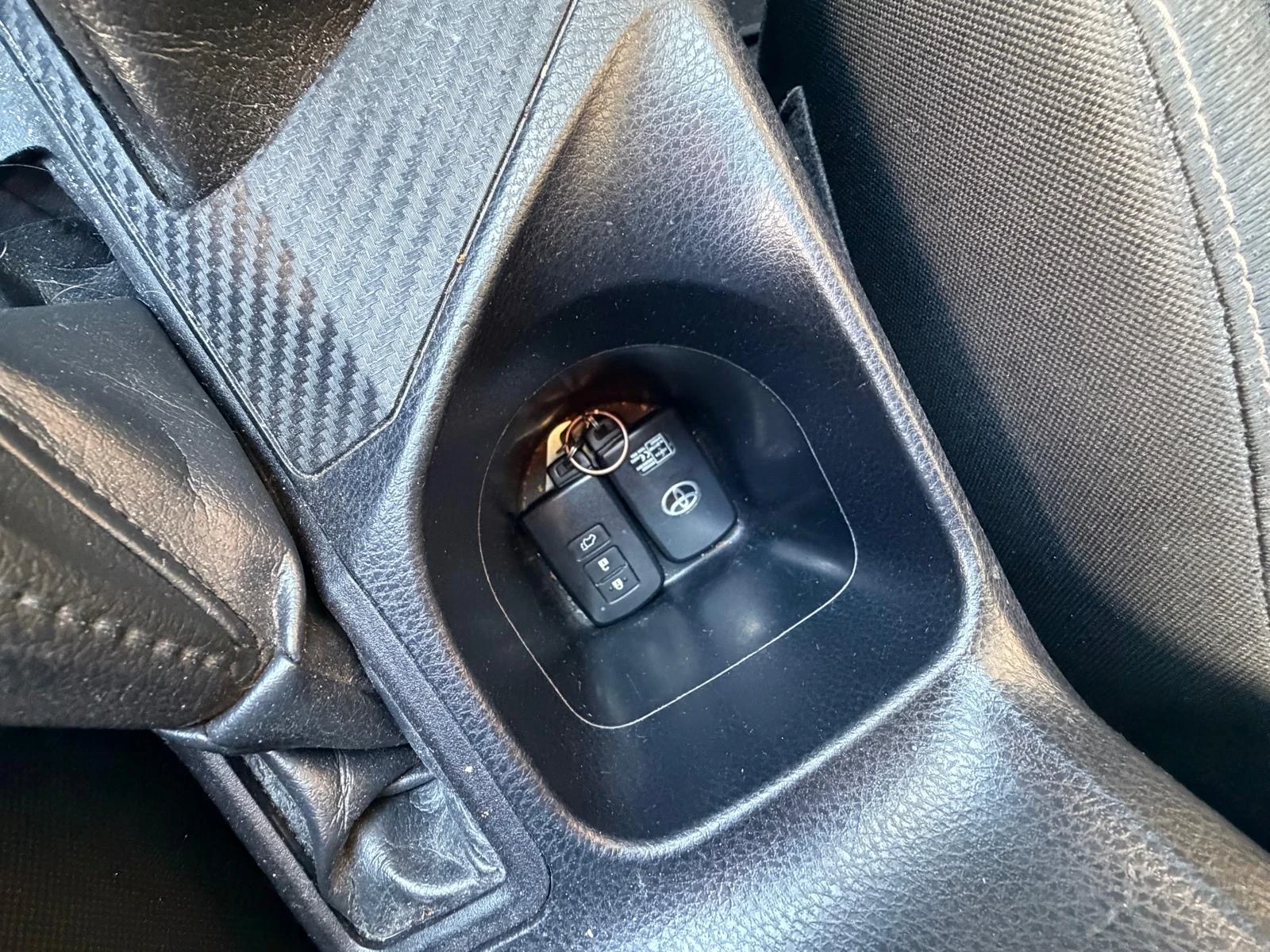 Toyota Rav4 LED* NAVI* КАМЕРА* ЕЛ БАГАЖНИК* 2.0D4d 124hp, снимка 6 - Автомобили и джипове - 54128112