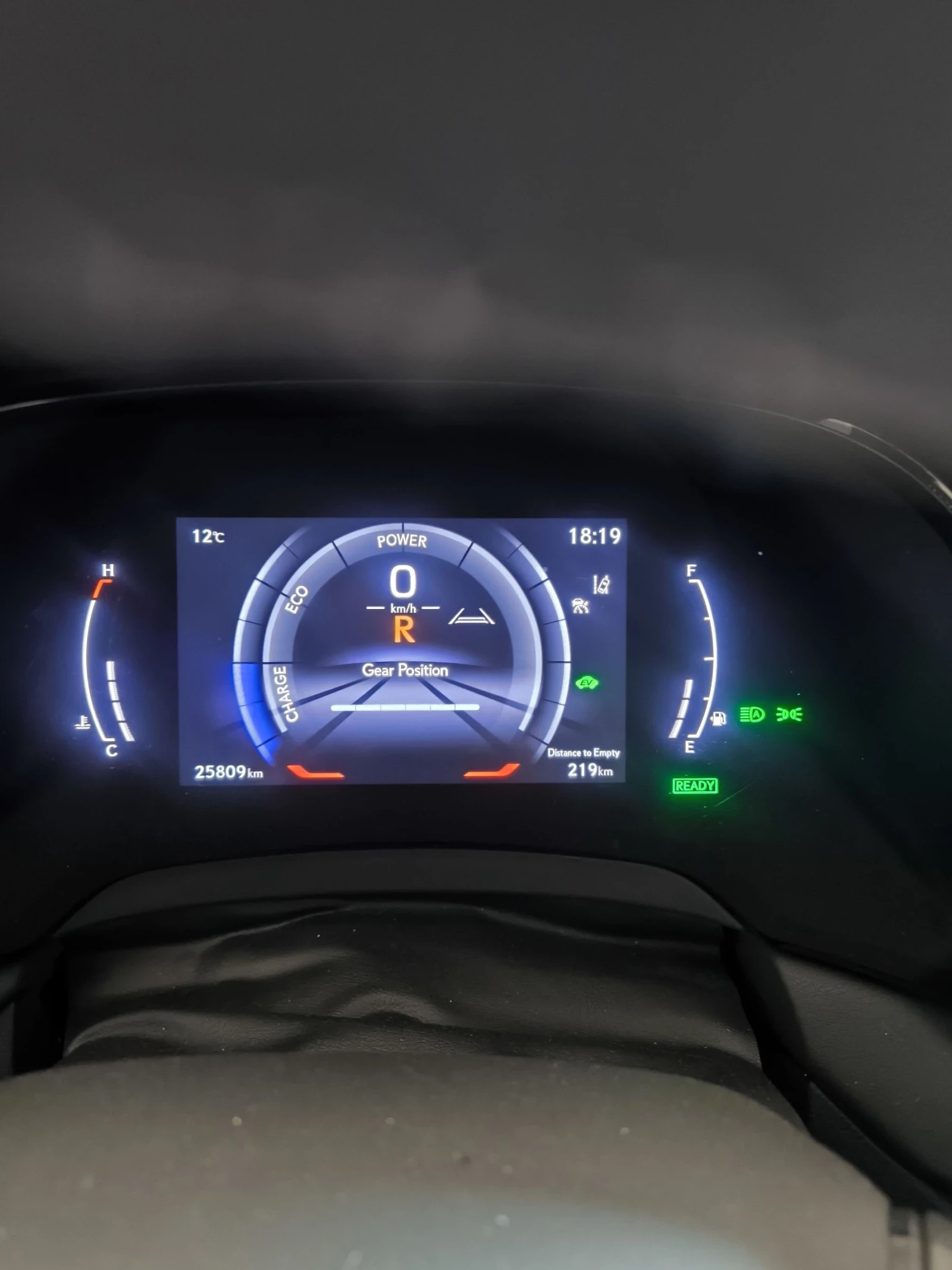 Lexus RX 500h F Sport, снимка 15 - Автомобили и джипове - 54217616