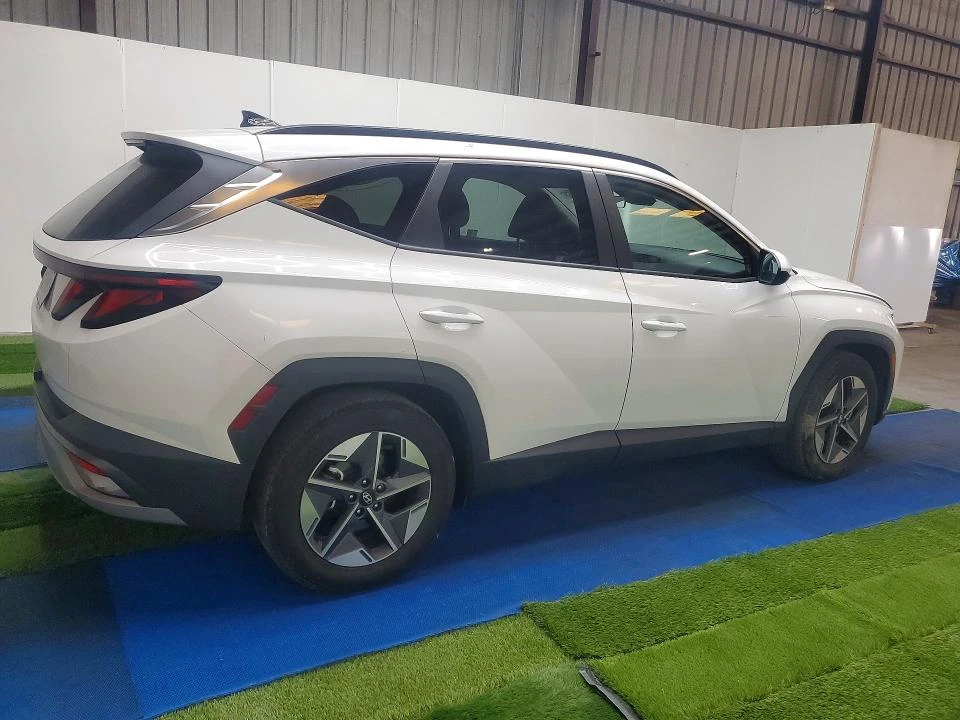 Hyundai Tucson 2.5L 4 FRONT WHEEL DRIVE | Mobile.bg � ����������� 3