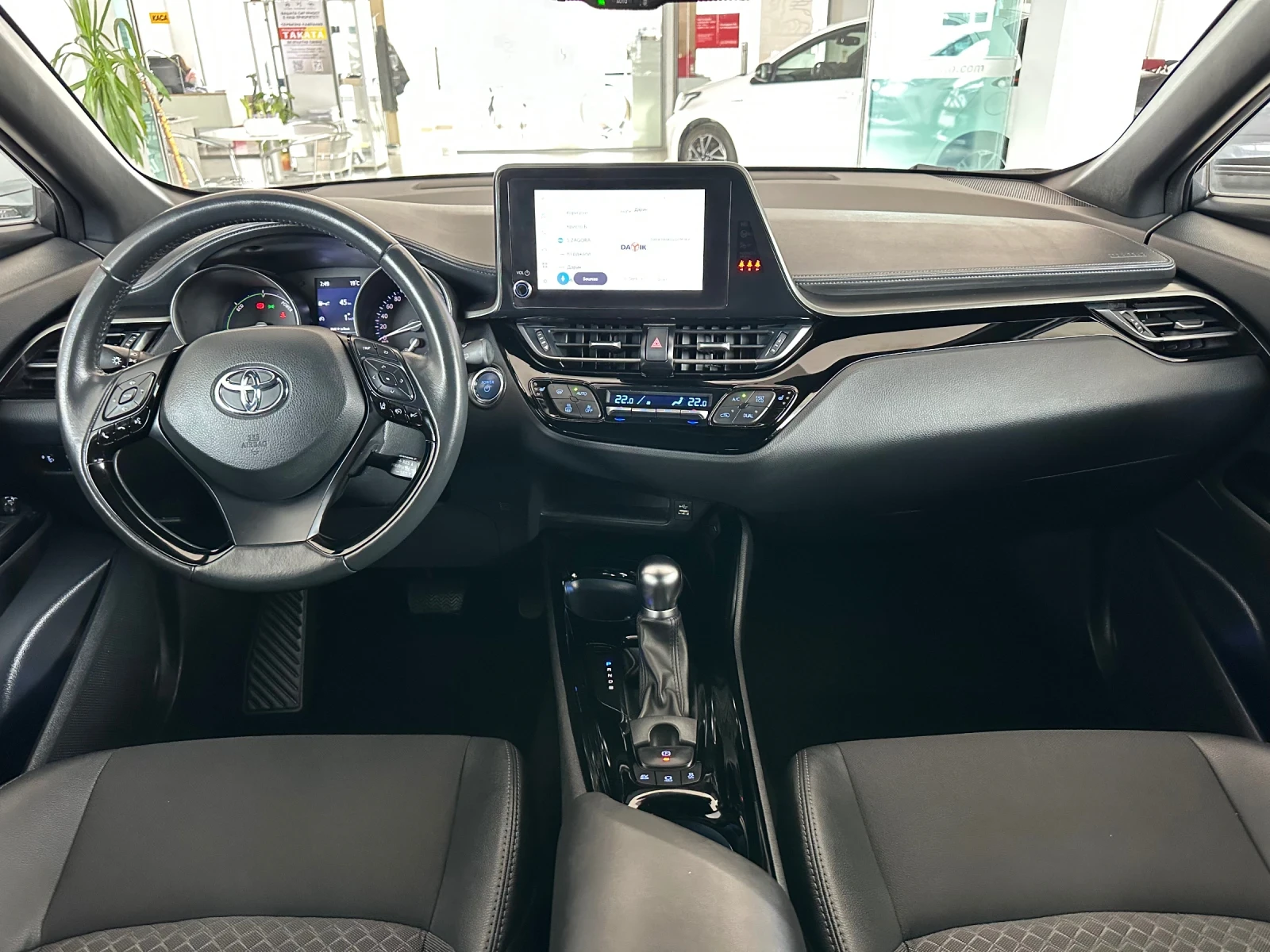Toyota C-HR Club* Bitone, снимка 10 - Автомобили и джипове - 54423302