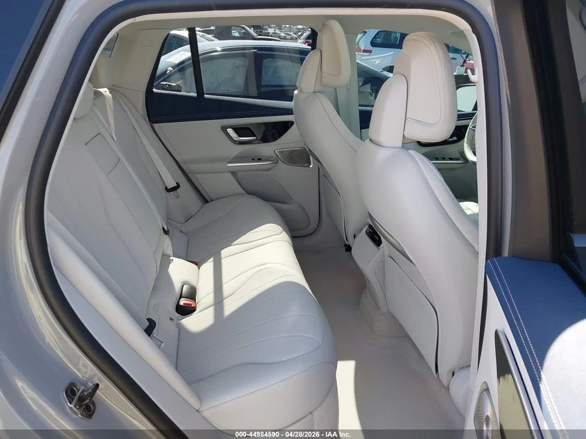 Mercedes-Benz EQE 350 SUV 4MATIC, снимка 8 - Автомобили и джипове - 54582570