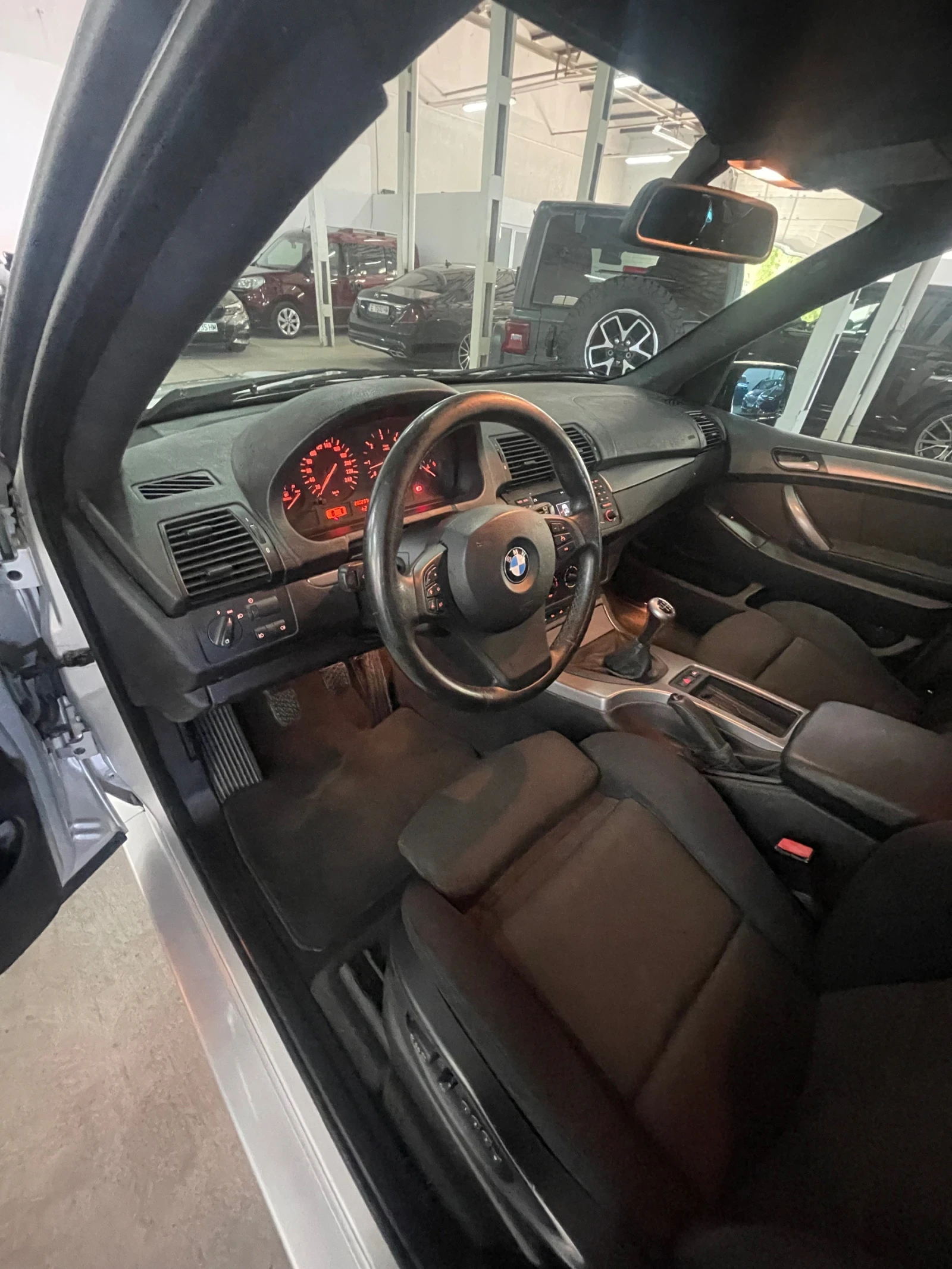 BMW X5 З.0D/Подгр/камера/памет/ОБСЛУЖЕН/НОВА!!!, снимка 10 - Автомобили и джипове - 54810905