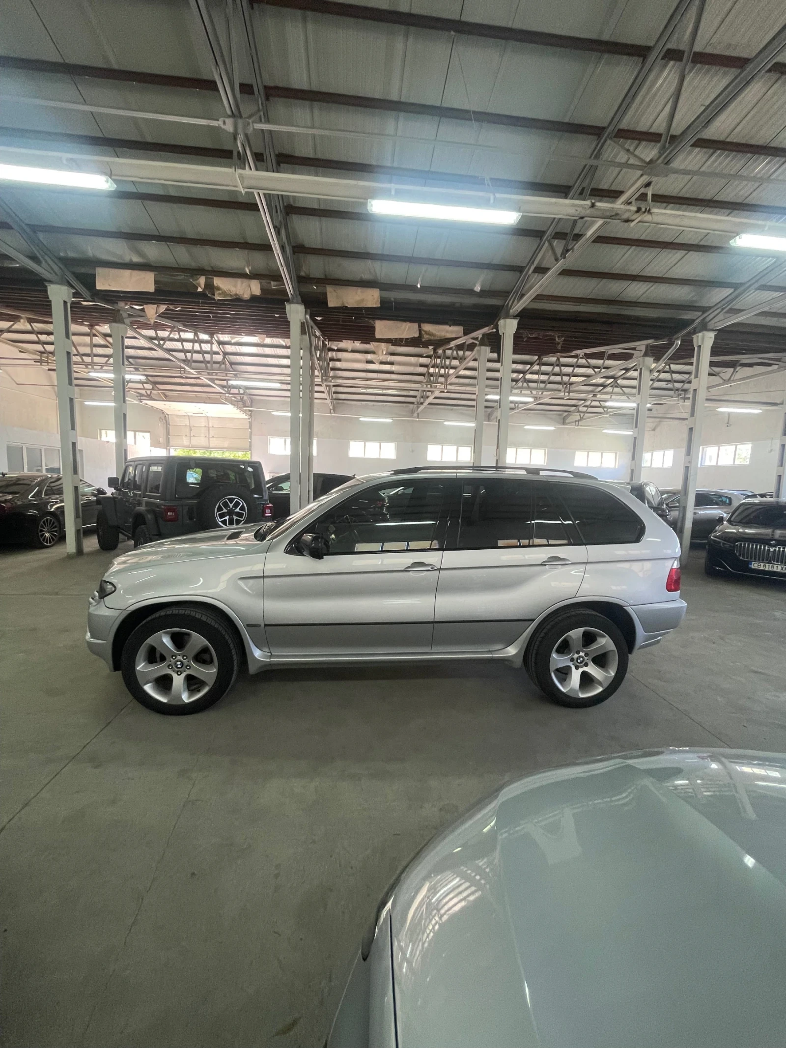 BMW X5 З.0D/Подгр/камера/памет/ОБСЛУЖЕН/НОВА!!!, снимка 8 - Автомобили и джипове - 54810905
