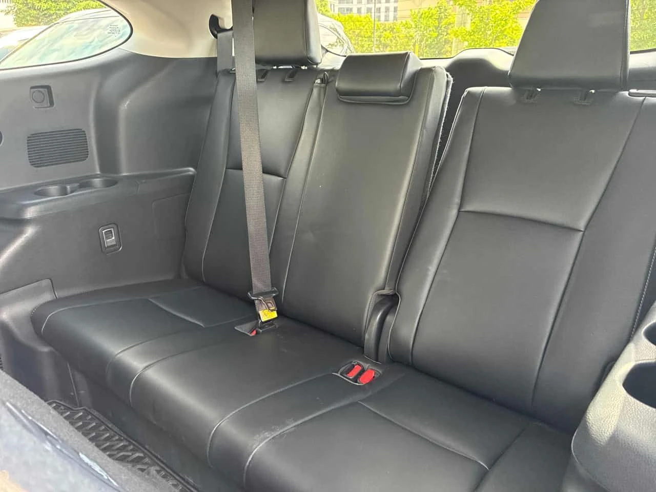 Toyota Highlander Hybrid Limited| ОТ ГЛАВНО ПРЕДСТАВИТЕЛСТВО| CARFAX, снимка 13 - Автомобили и джипове - 54859376