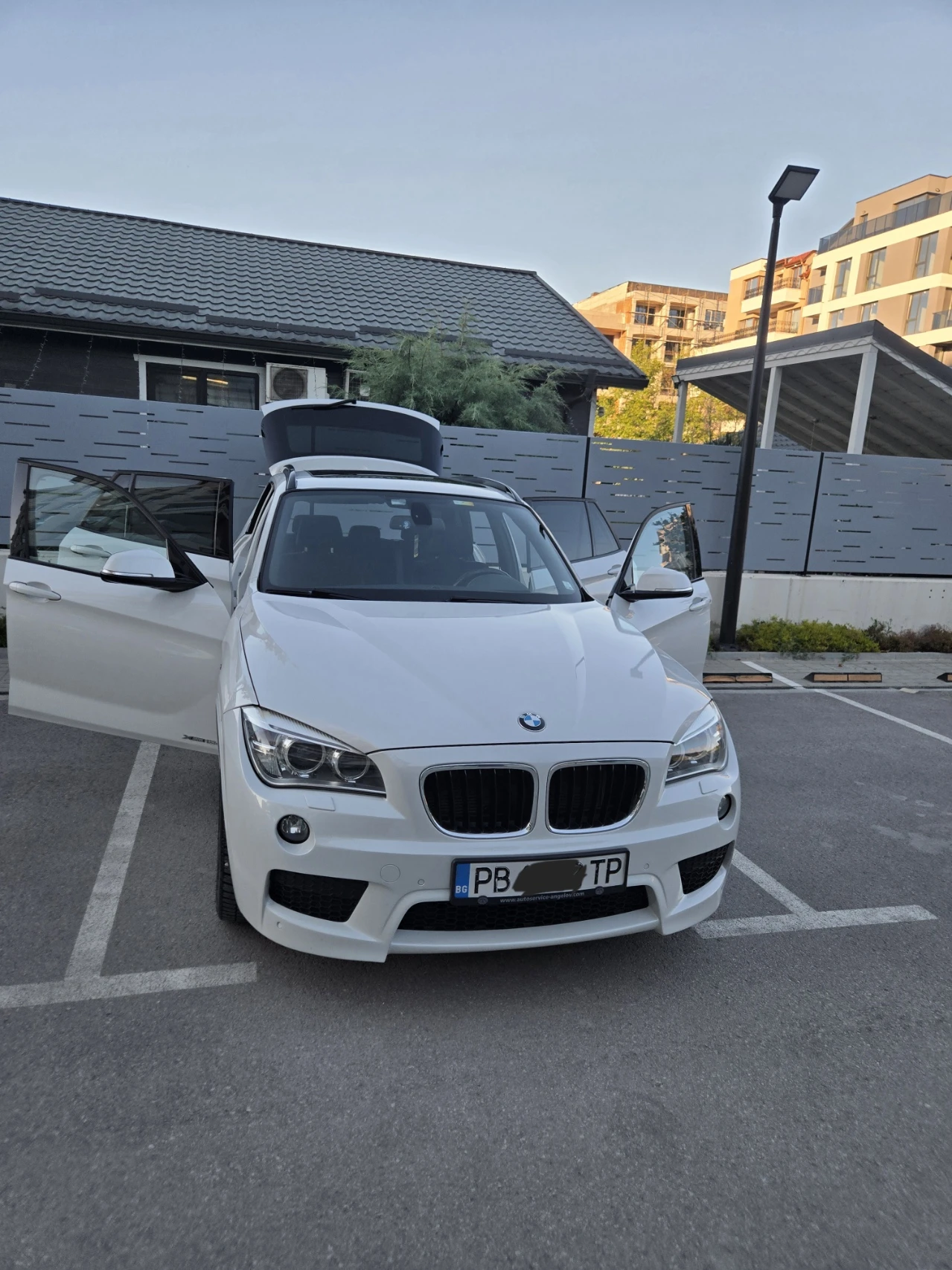 BMW X1, снимка 3 - Автомобили и джипове - 54905623