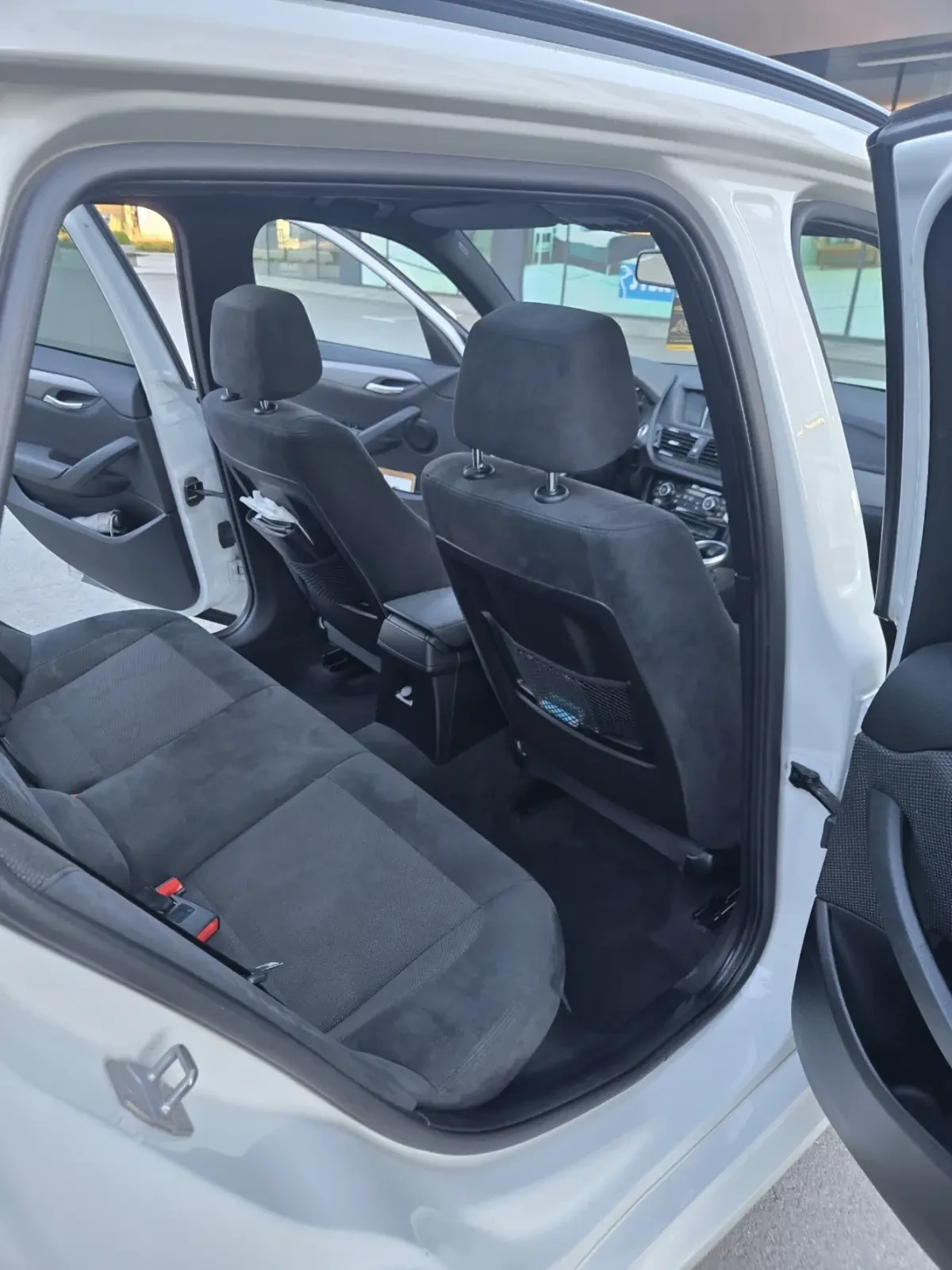 BMW X1, снимка 11 - Автомобили и джипове - 54905623