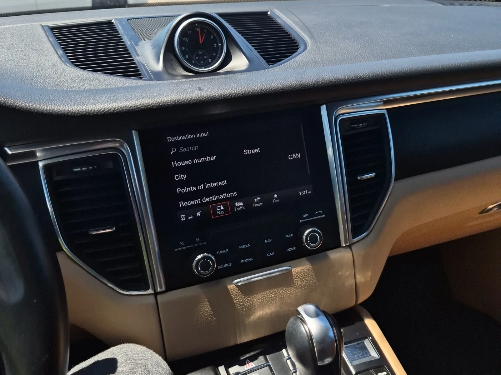 Porsche Macan Sport Edition 2.0T AWD, снимка 8 - Автомобили и джипове - 55086399