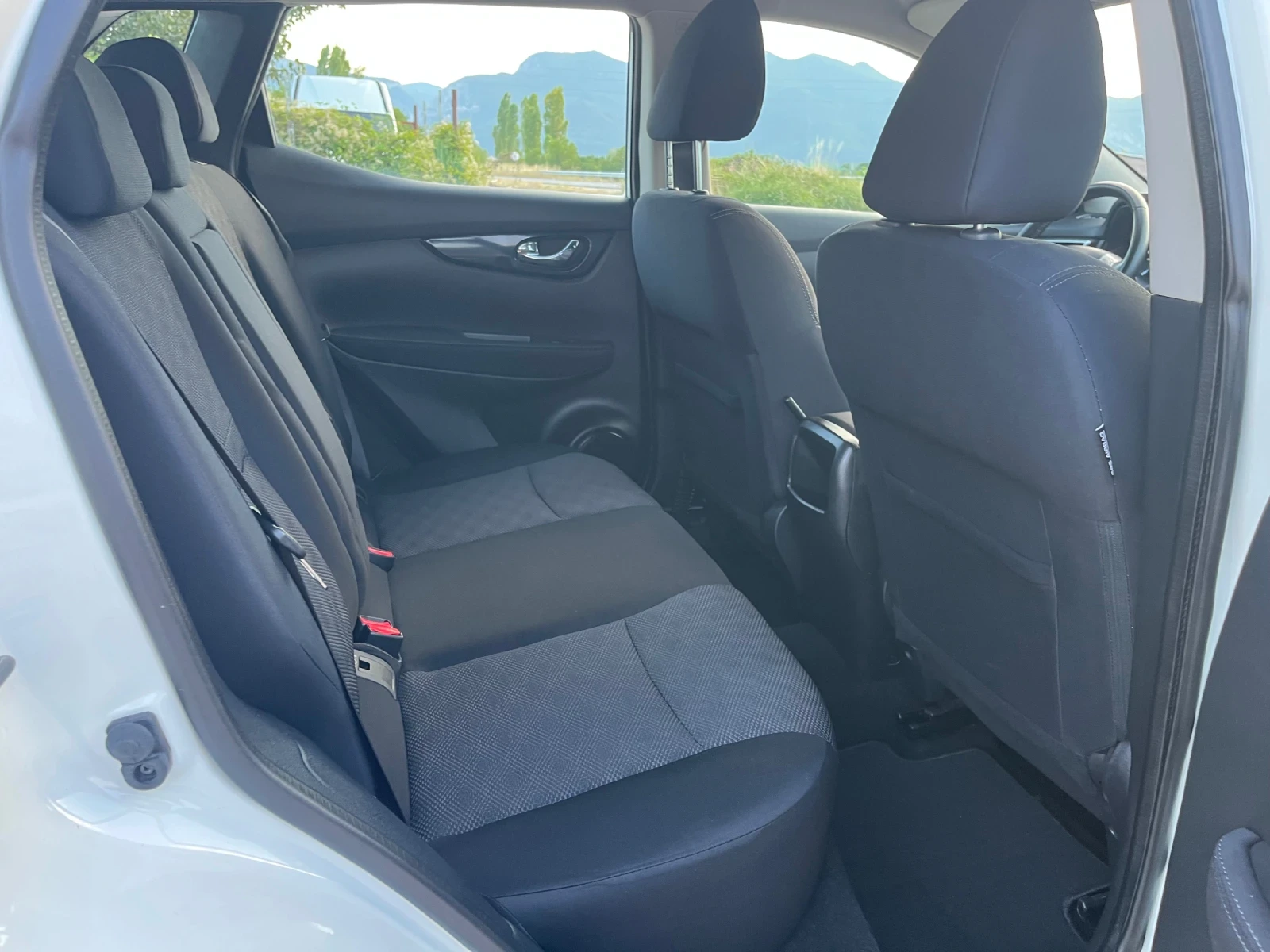 Nissan Qashqai 1.5DCI-110-FEIS-ITALIA, снимка 7 - Автомобили и джипове - 55648707
