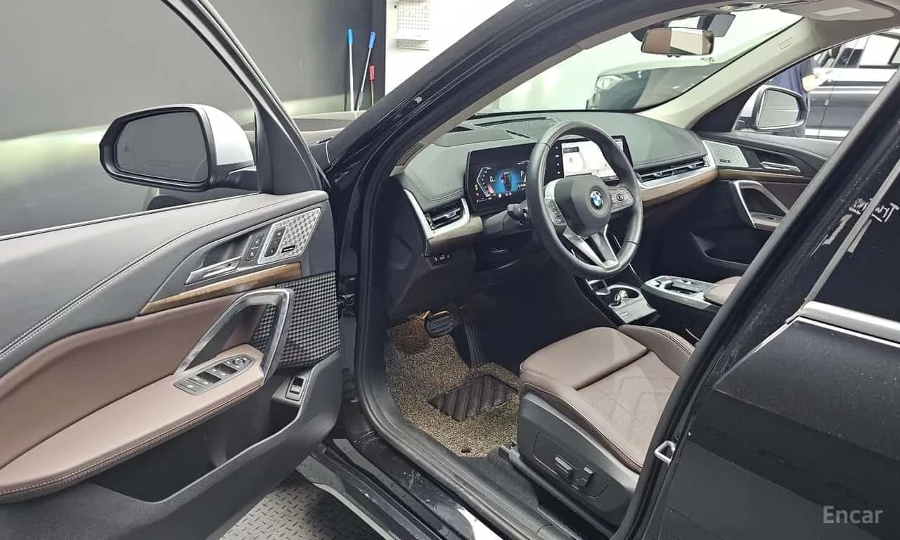 BMW X1 xDrive 20i xLine, снимка 10 - Автомобили и джипове - 56211172