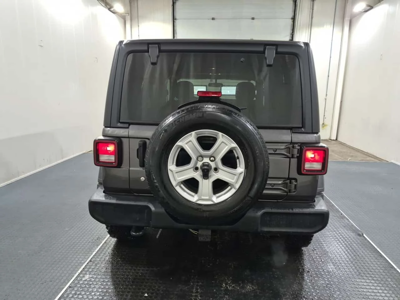 Jeep Wrangler * 4x4 Sport * ПОДГРЕВ * , снимка 5 - Автомобили и джипове - 56324518