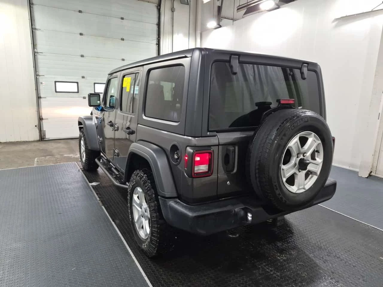 Jeep Wrangler * 4x4 Sport * ПОДГРЕВ * , снимка 6 - Автомобили и джипове - 56324518