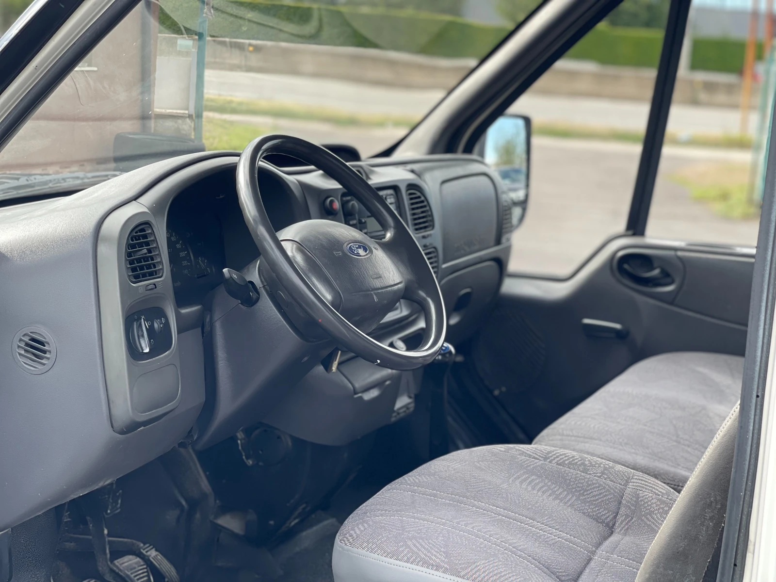 Ford Transit 2.4TDi  - изображение 9