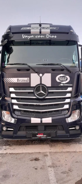     Mercedes-Benz Actros 1845