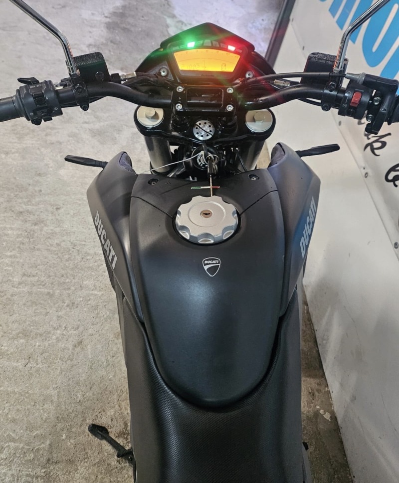 Ducati Hypermotard  800i, снимка 7 - Мотоциклети и мототехника - 46354634