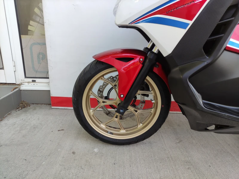 Honda Integra 750S ABS, снимка 7 - Мотоциклети и мототехника - 50989261