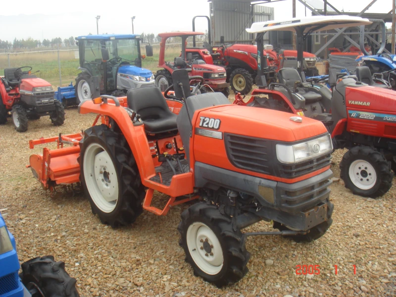 Трактор Kubota СКАЙТРАК