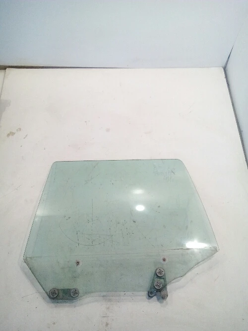 стъкло задно ляво за Субару Форестър 