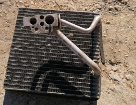 Радиатор за климатик за Smart и Volkswagen , Audi , Skoda, снимка 1 - Части - 44782882