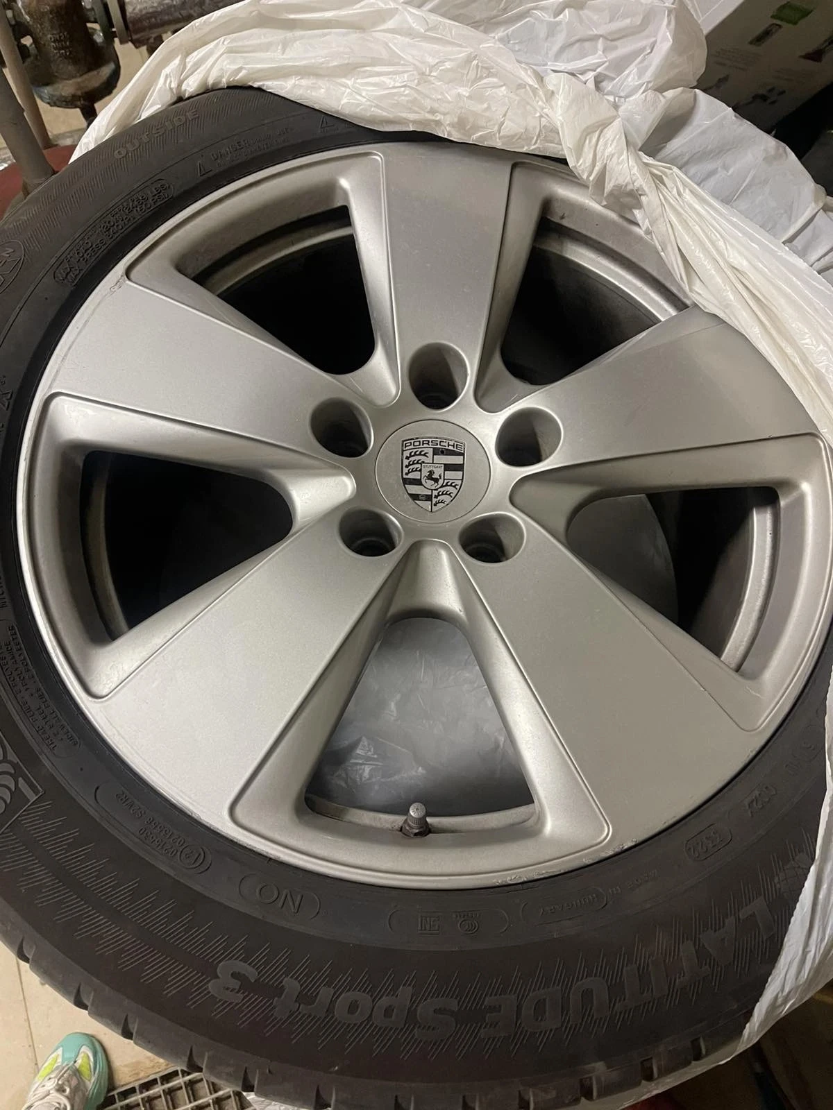    275/50R19  Porsche | Mobile.bg   2