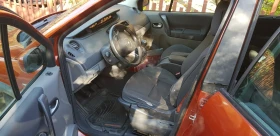 Renault Megane Scenik, снимка 11