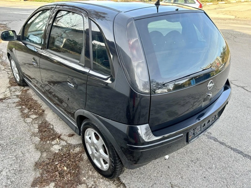 Opel Corsa 1.2i 16V, снимка 3 - Автомобили и джипове - 52696162