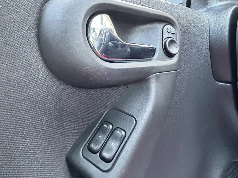 Opel Corsa 1.2i 16V, снимка 12 - Автомобили и джипове - 52696162